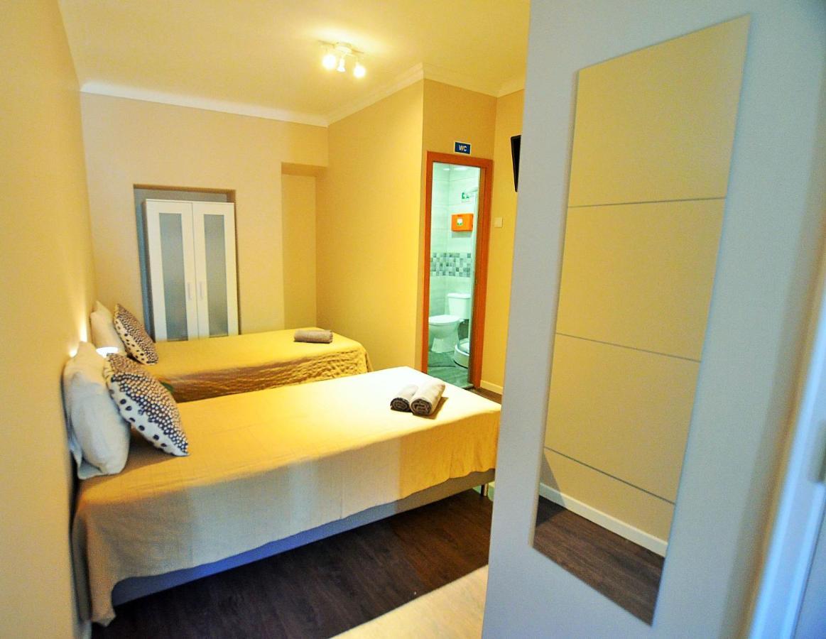 Rooms Dp Сетубал Екстер'єр фото