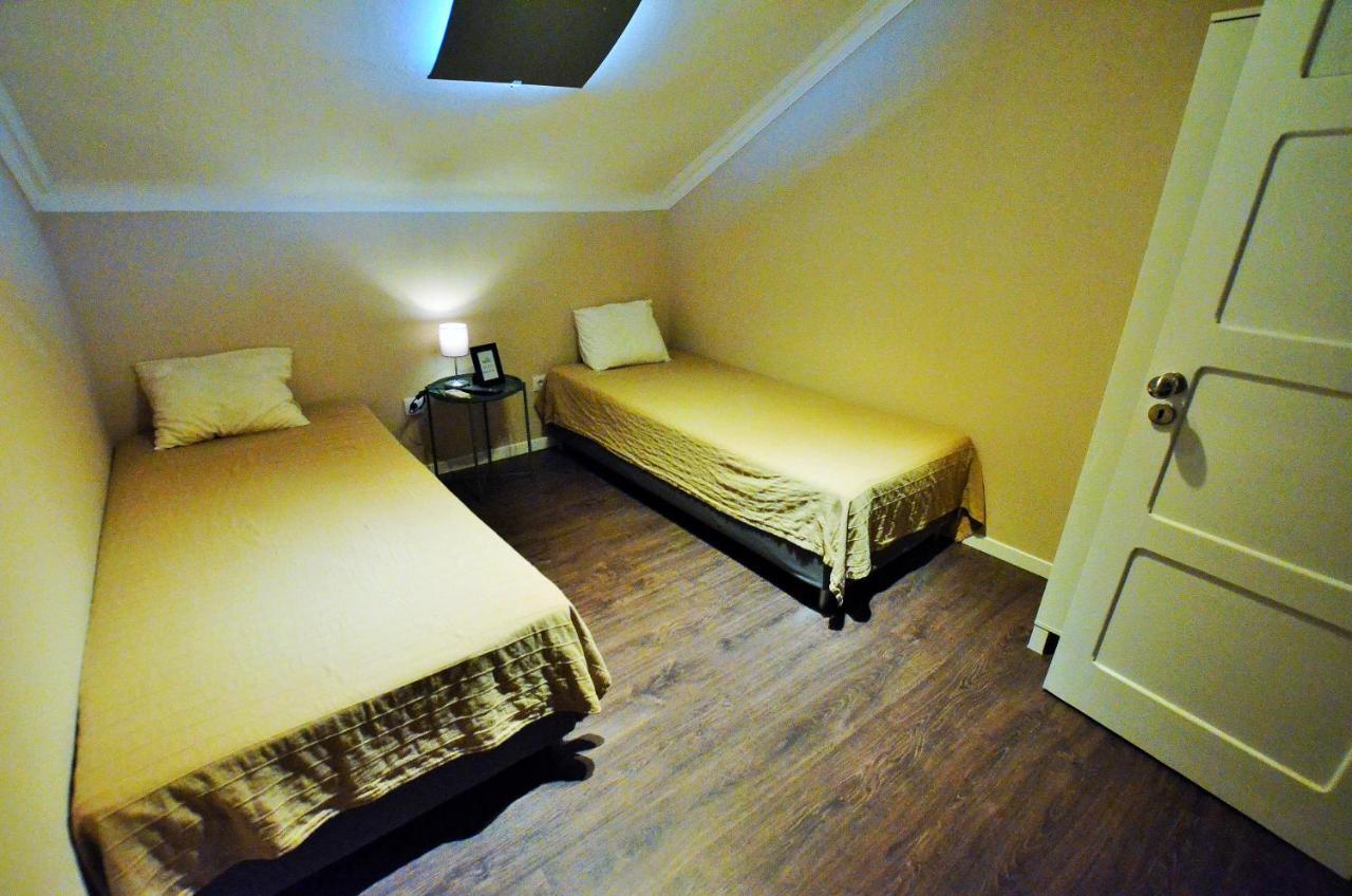 Rooms Dp Сетубал Екстер'єр фото