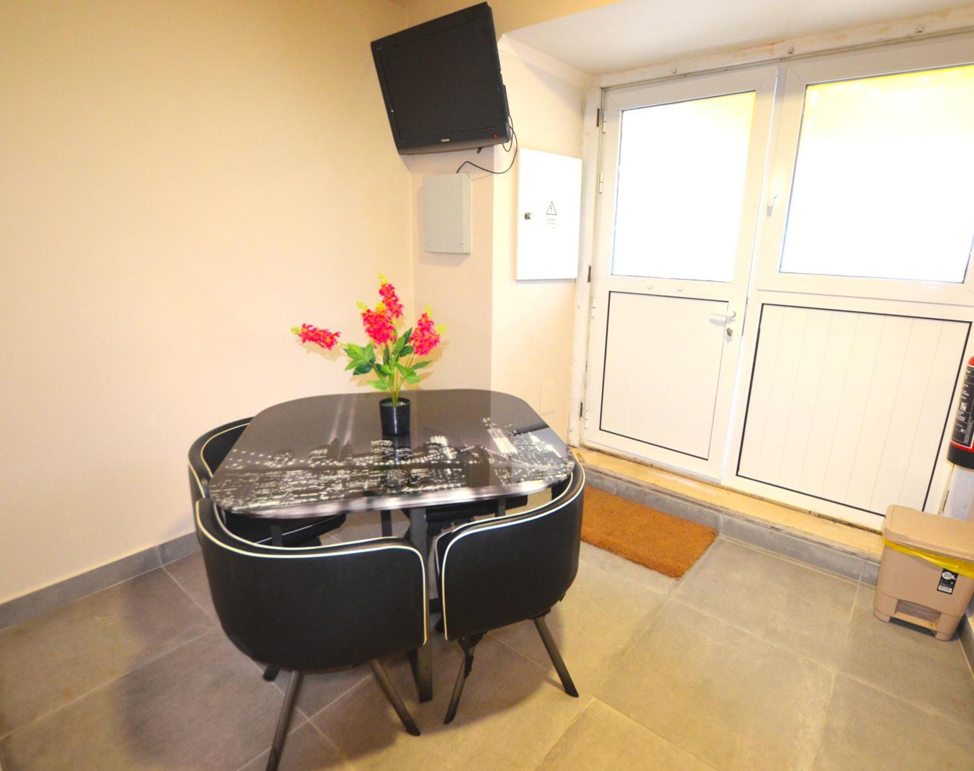 Rooms Dp Сетубал Екстер'єр фото
